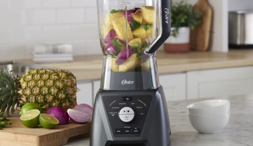 Oster blender with fruits